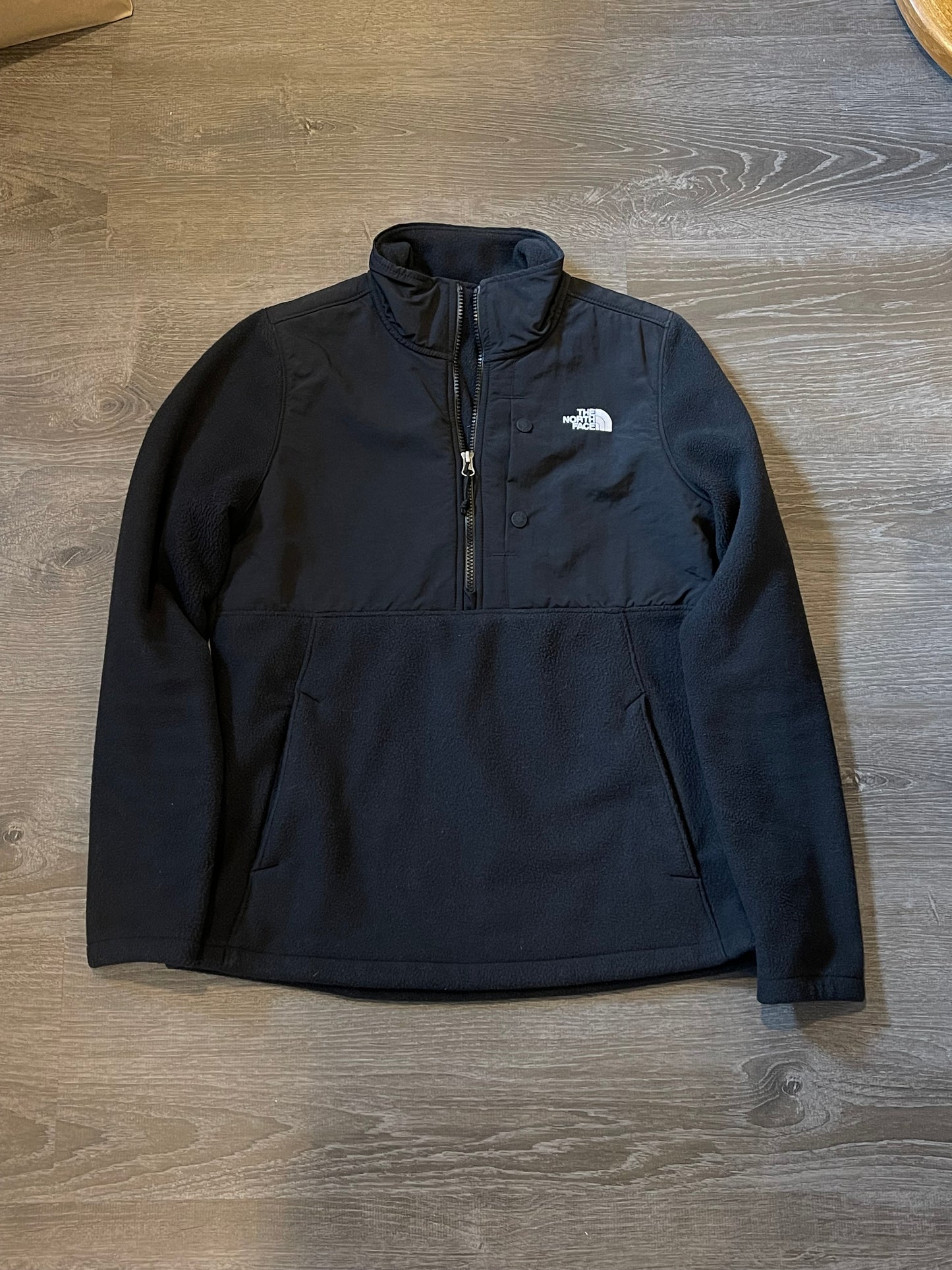 North Face quarter zip