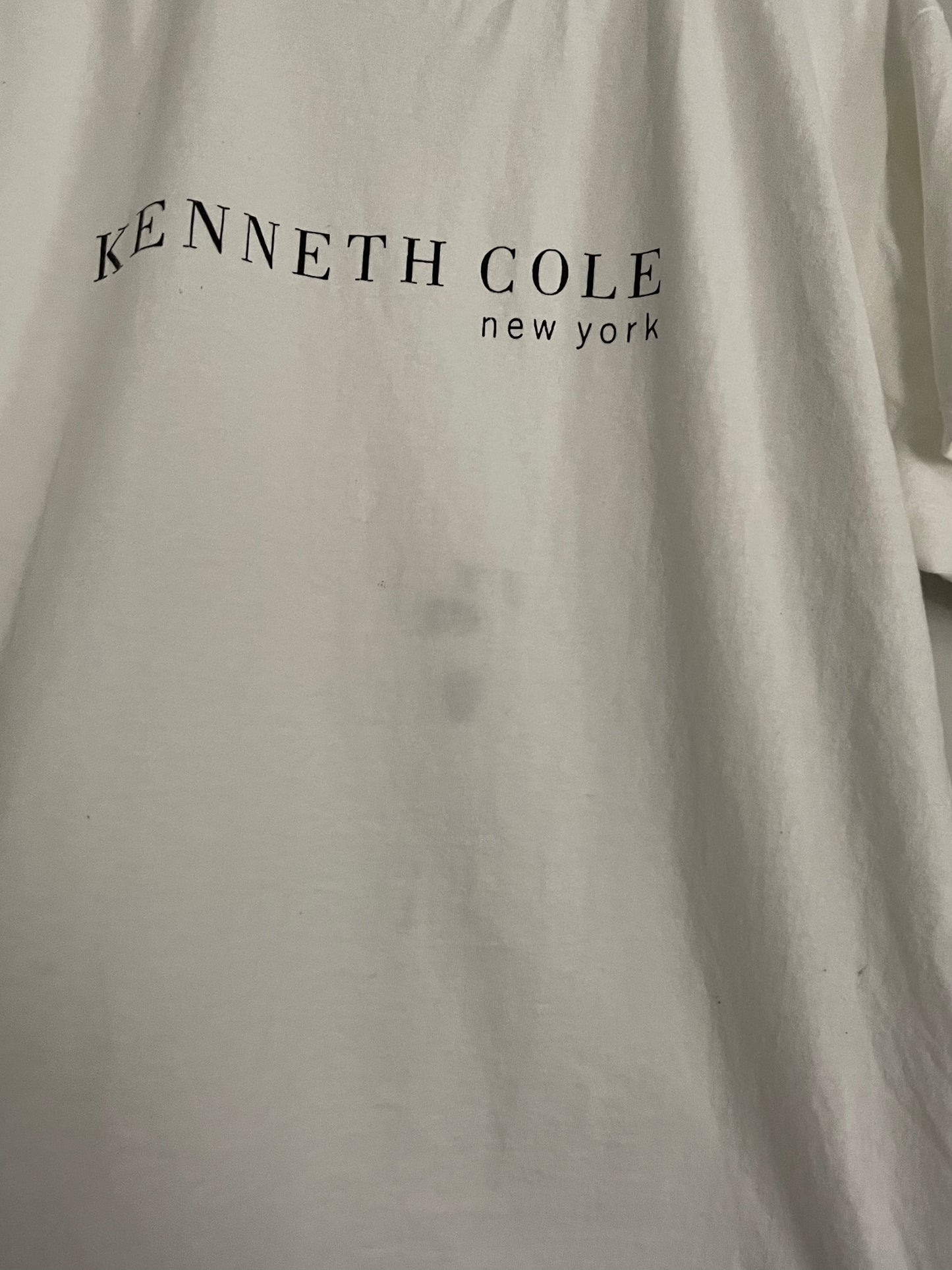 Kenneth Cole Tshirt