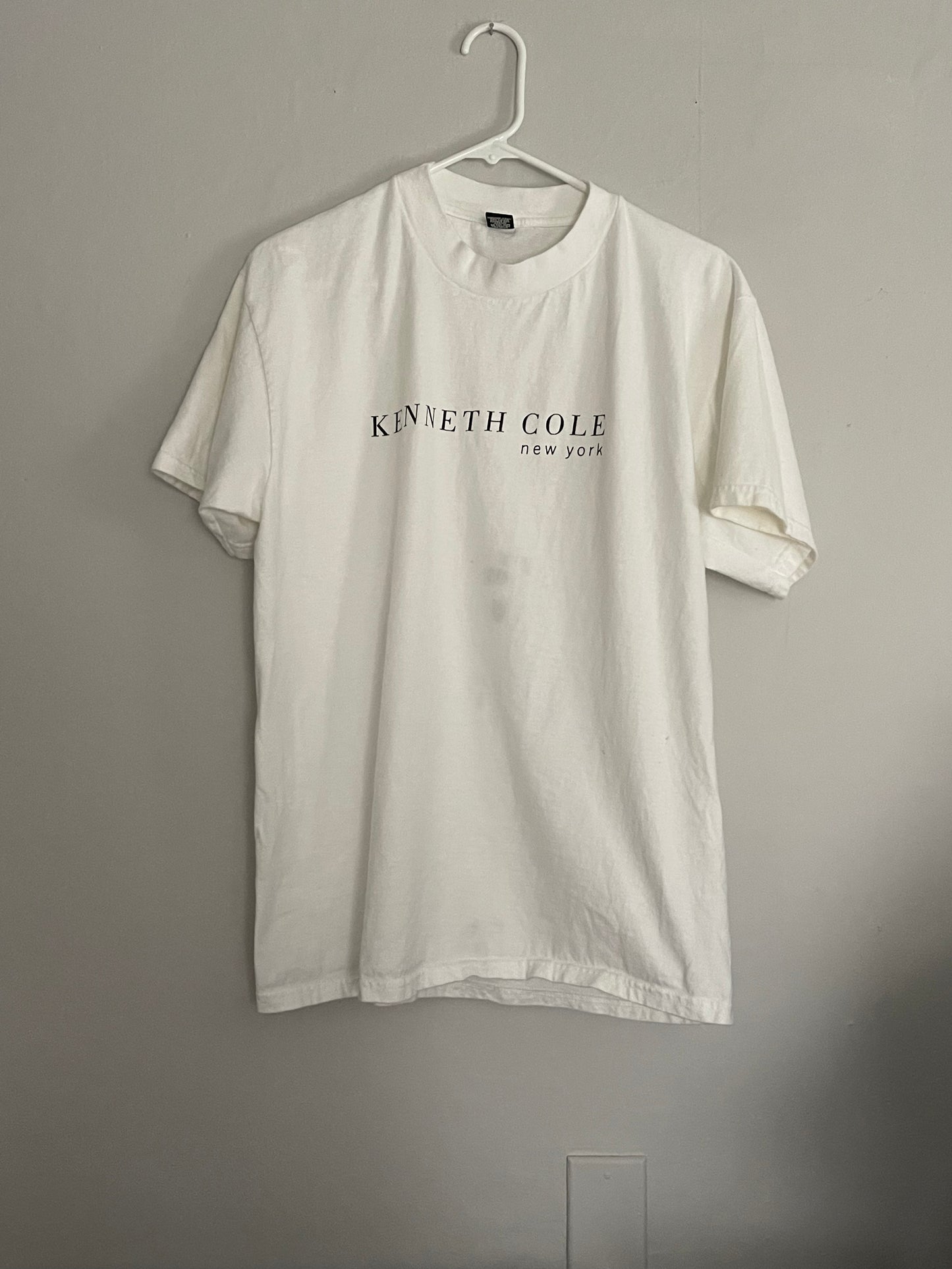 Kenneth Cole Tshirt